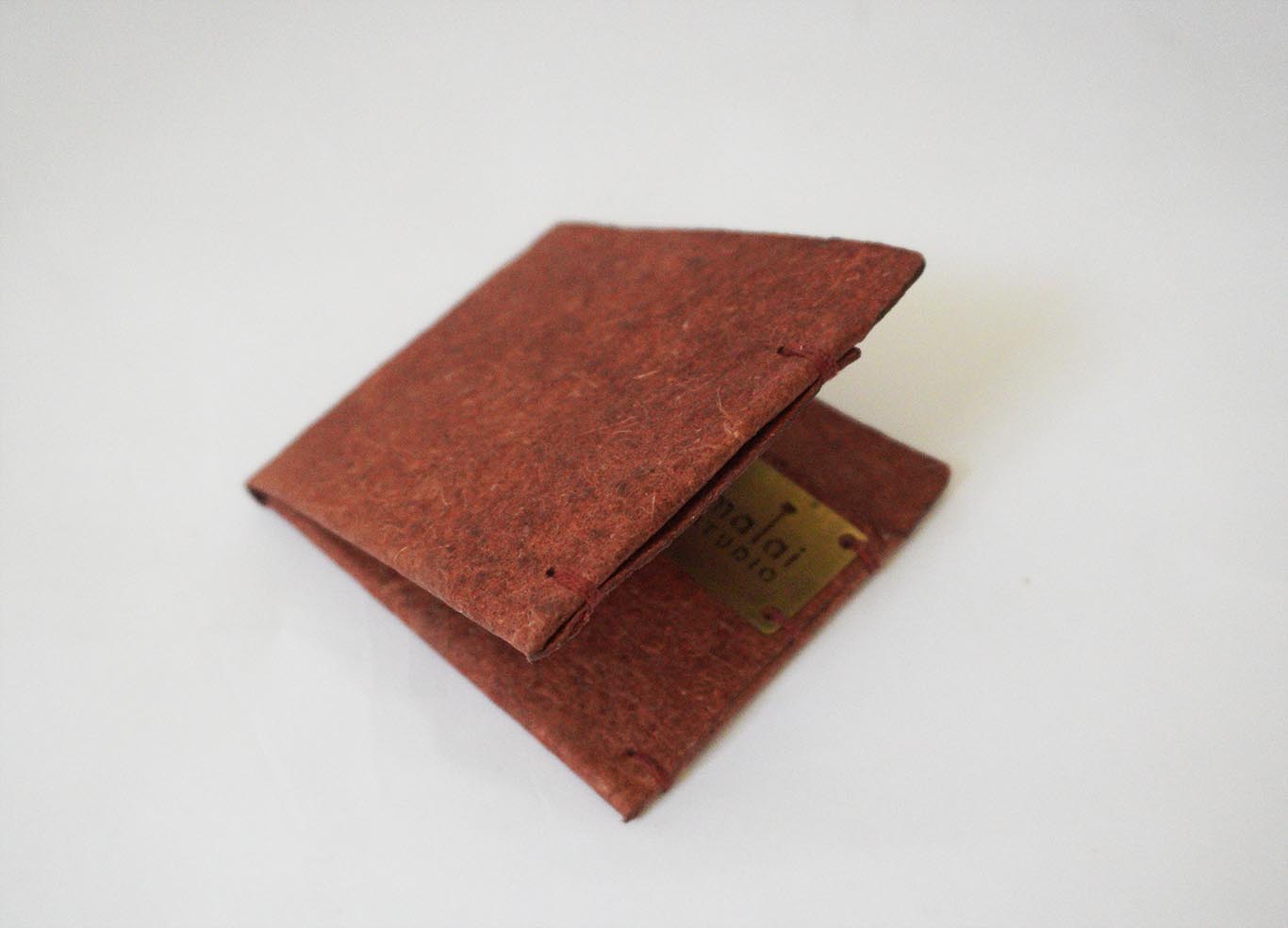 Folded unisex wallet