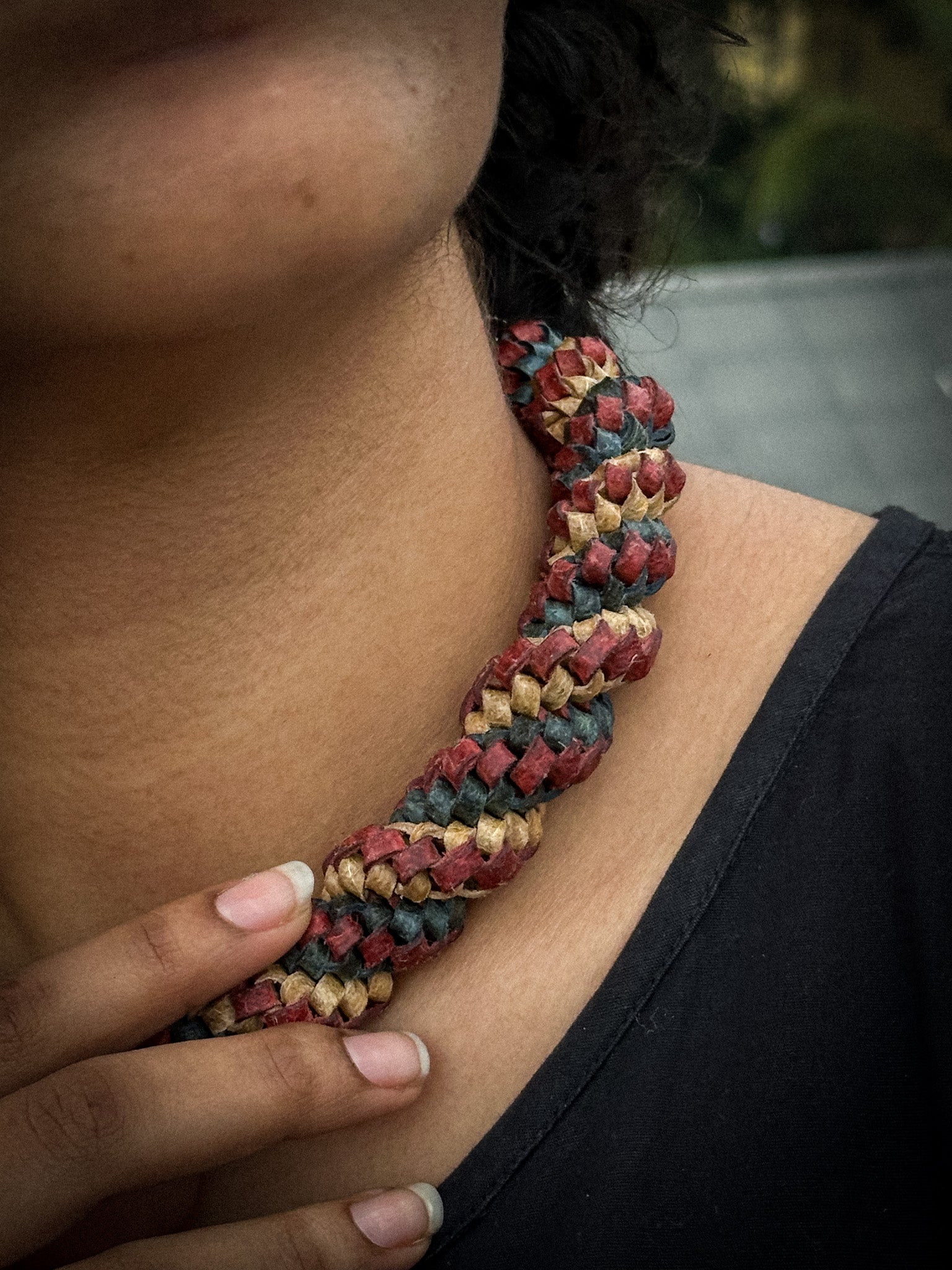 Koodai spiral knot choker