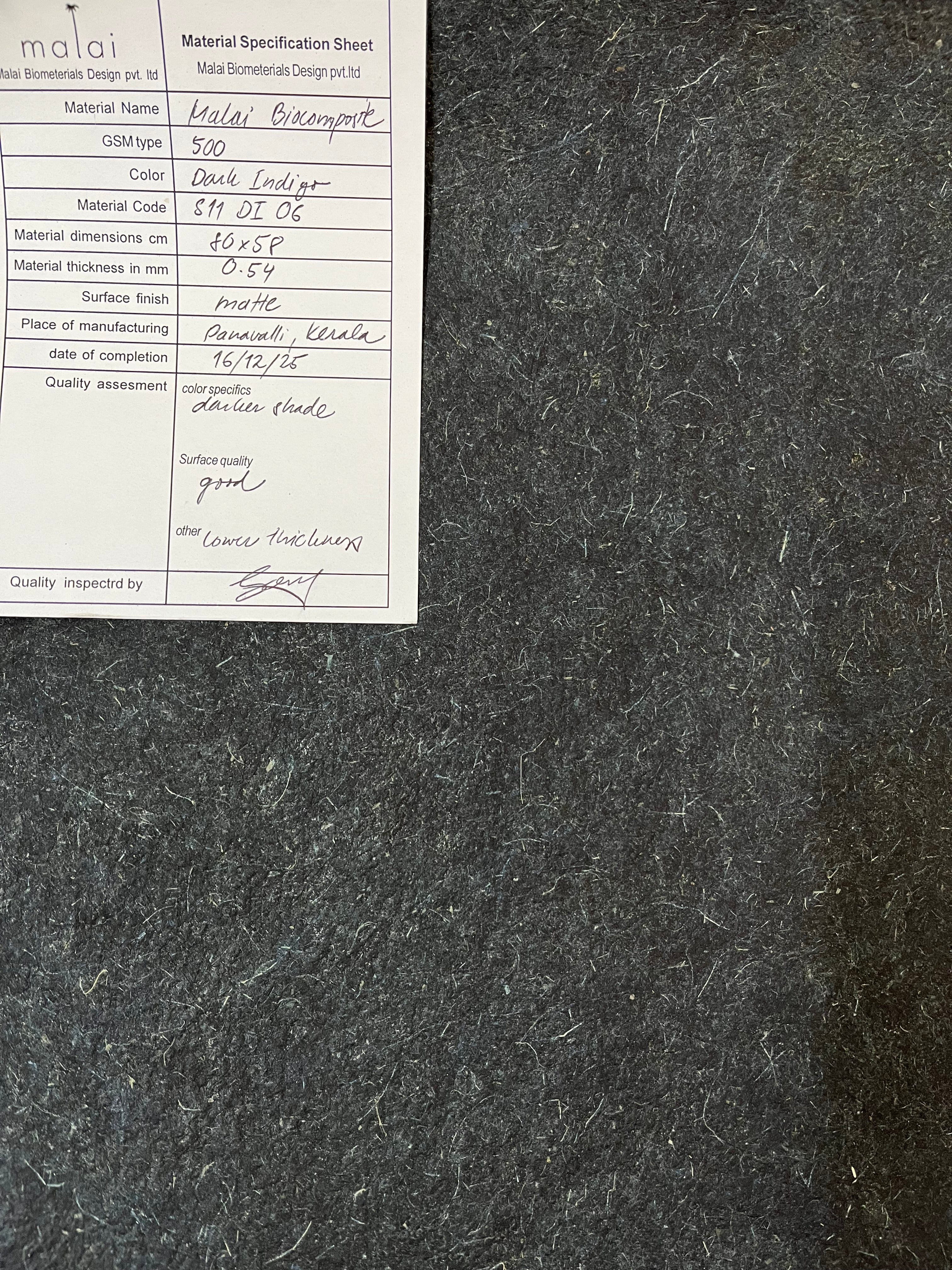 Studio batch Dark Indigo - very dark