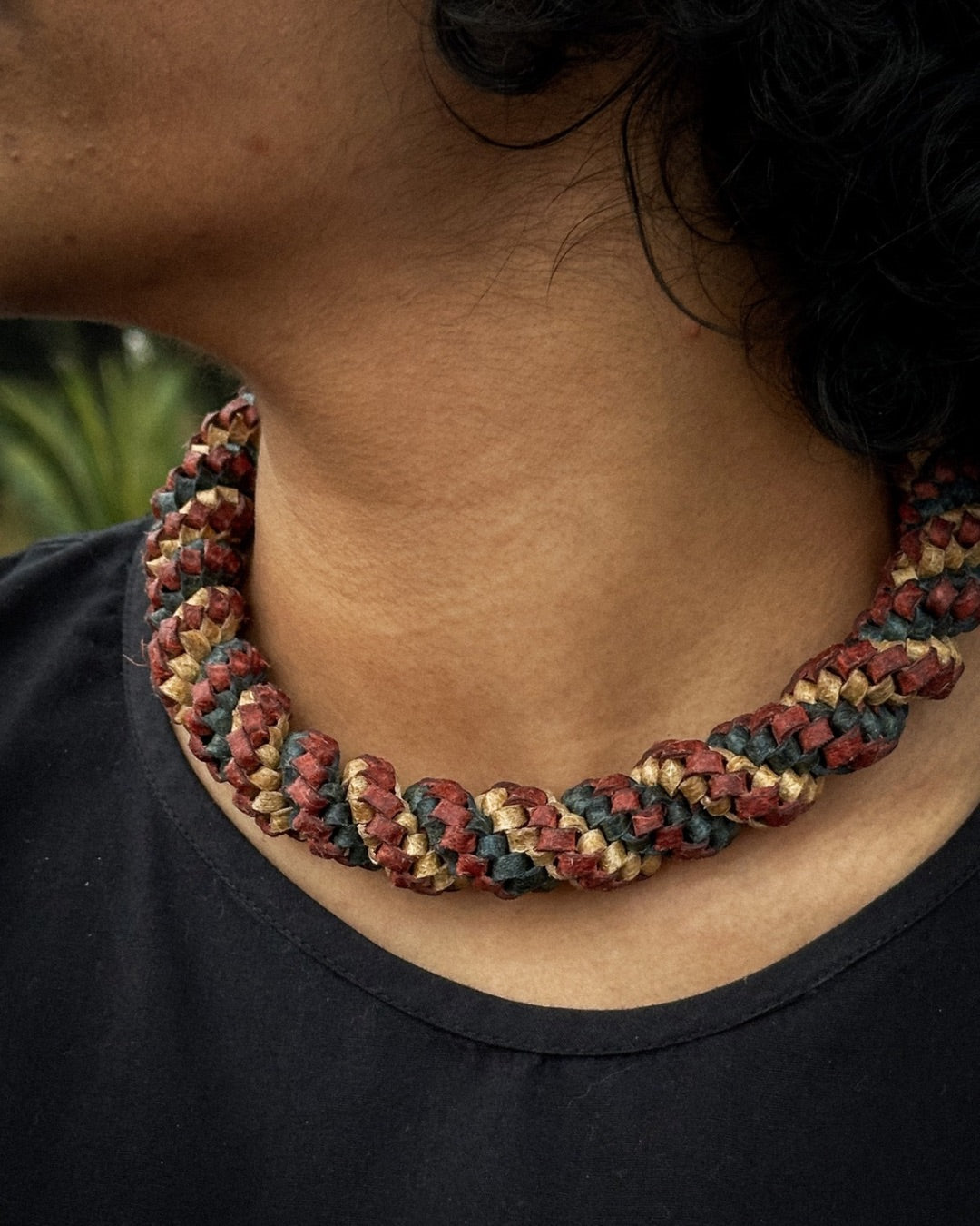 Koodai spiral knot choker