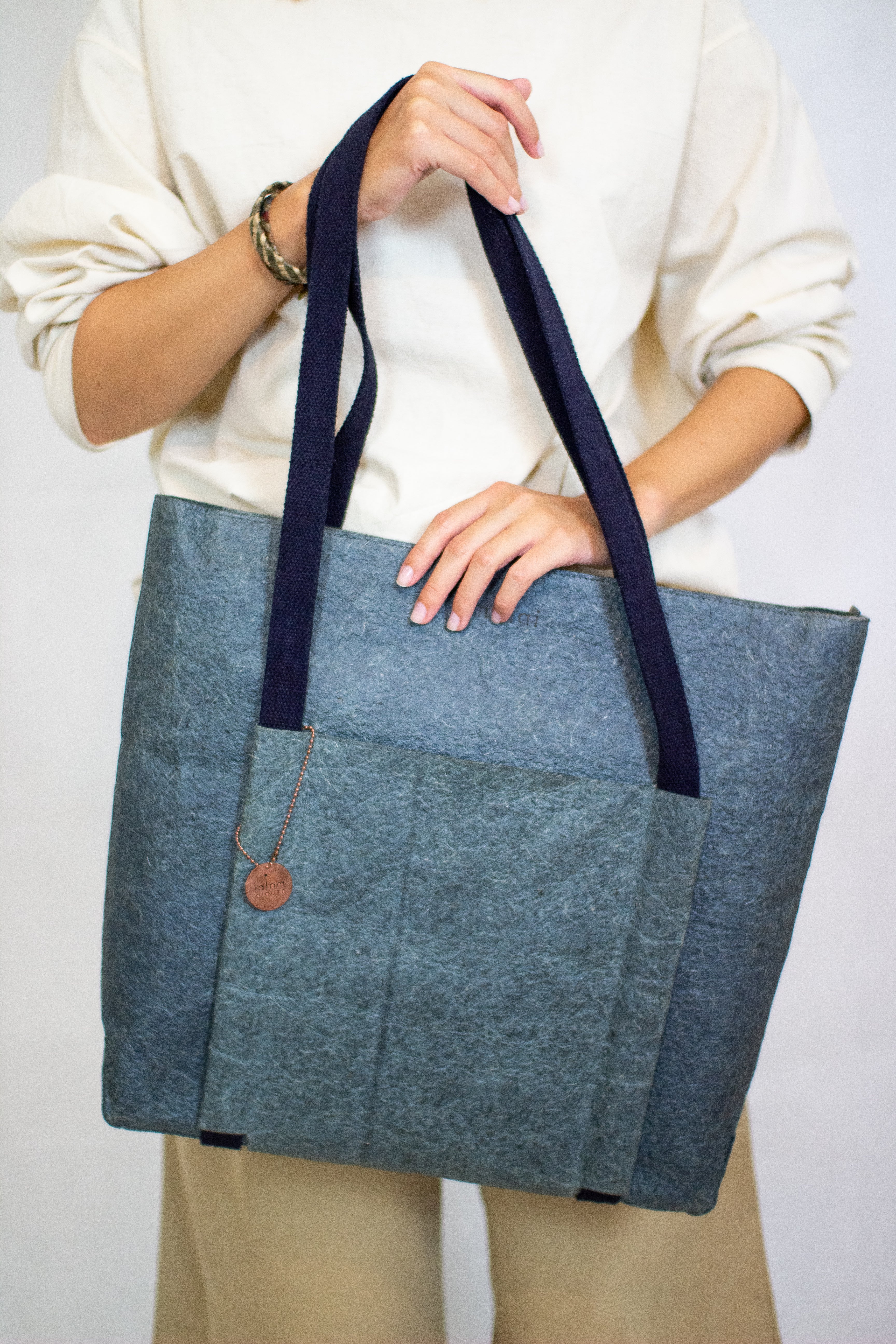 Shoulder Tote